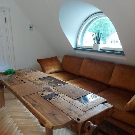 Modern History Apartment ทาลลินน์ ภายนอก รูปภาพ