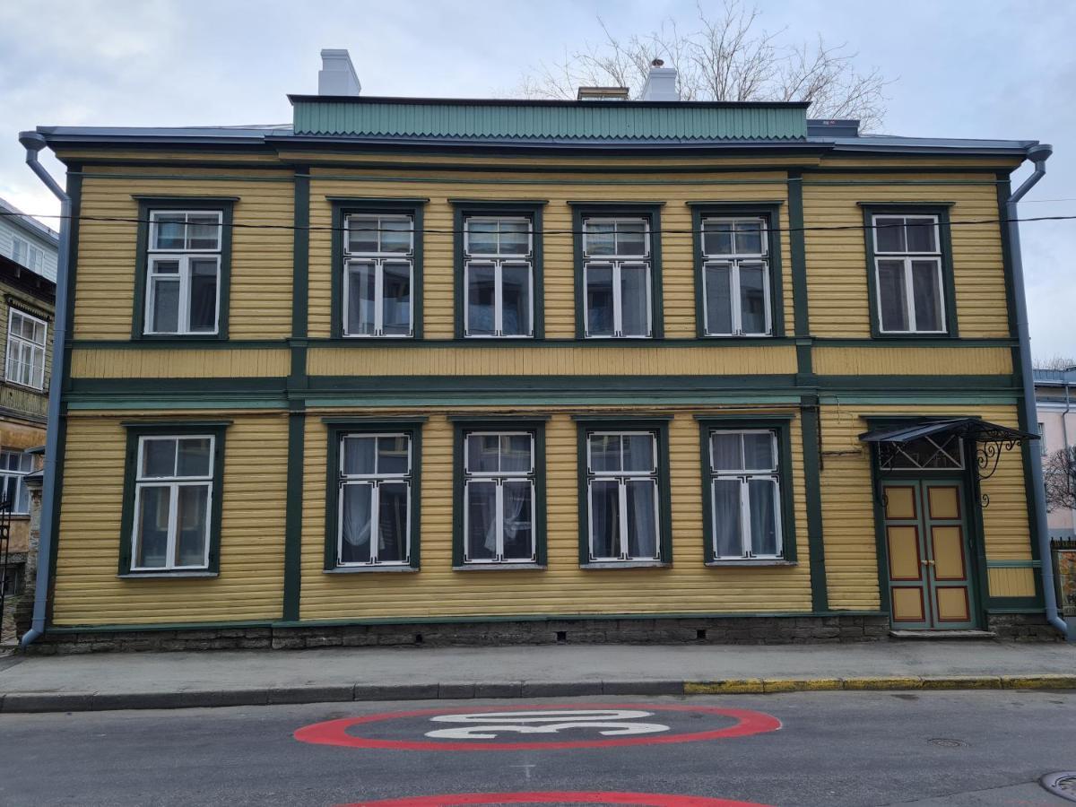 Modern History Apartment ทาลลินน์ ภายนอก รูปภาพ