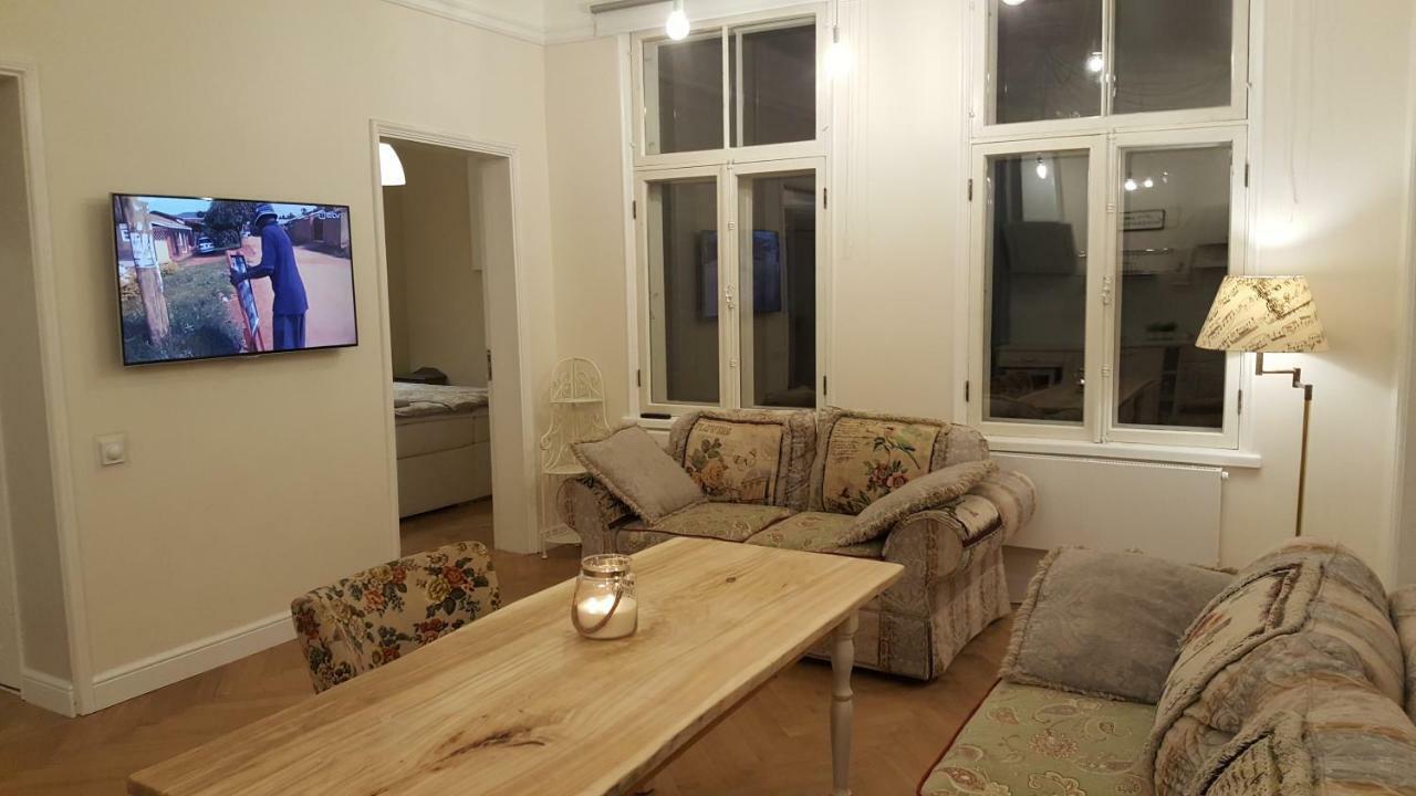 Modern History Apartment ทาลลินน์ ภายนอก รูปภาพ