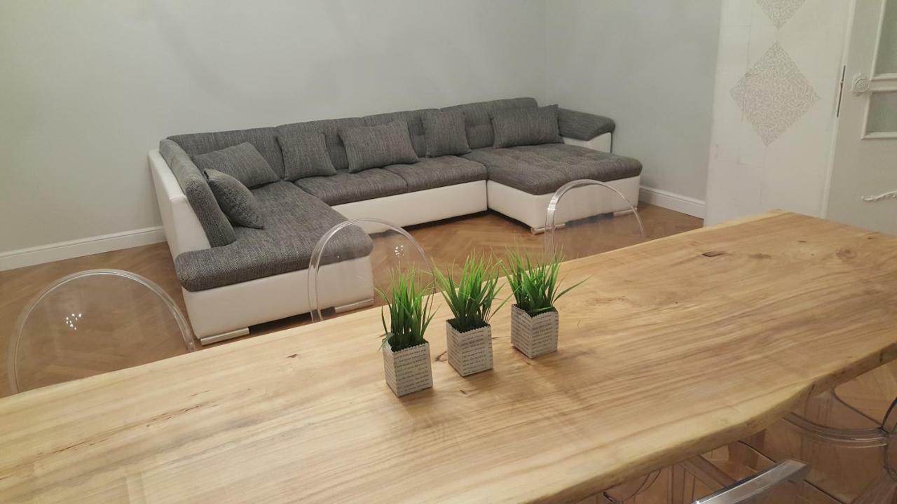 Modern History Apartment ทาลลินน์ ภายนอก รูปภาพ