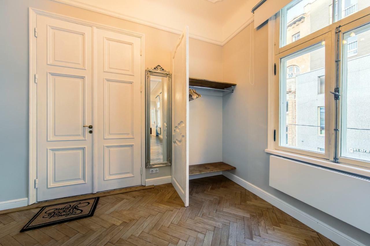 Modern History Apartment ทาลลินน์ ภายนอก รูปภาพ