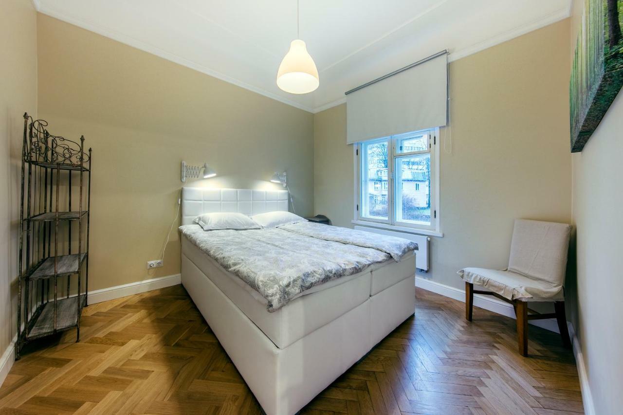 Modern History Apartment ทาลลินน์ ภายนอก รูปภาพ