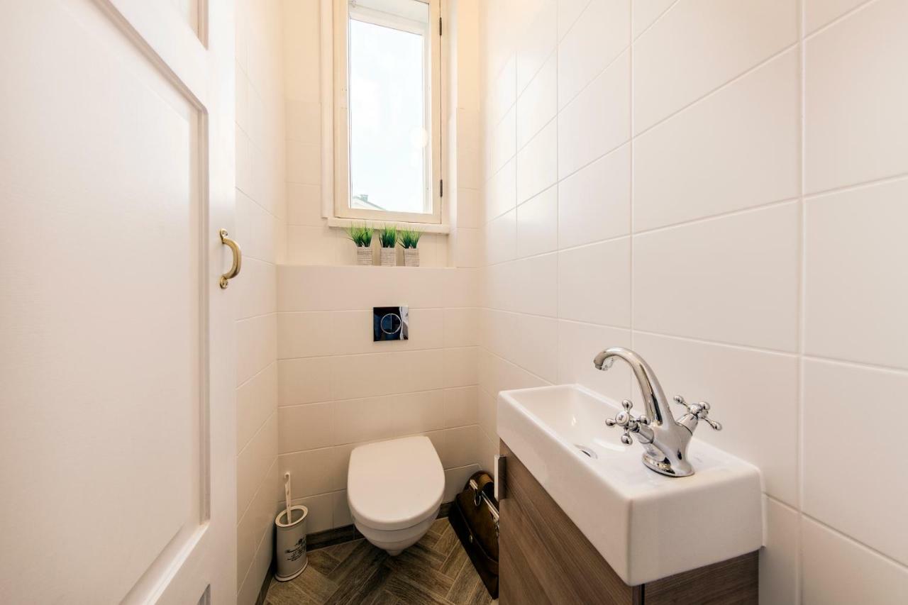 Modern History Apartment ทาลลินน์ ภายนอก รูปภาพ