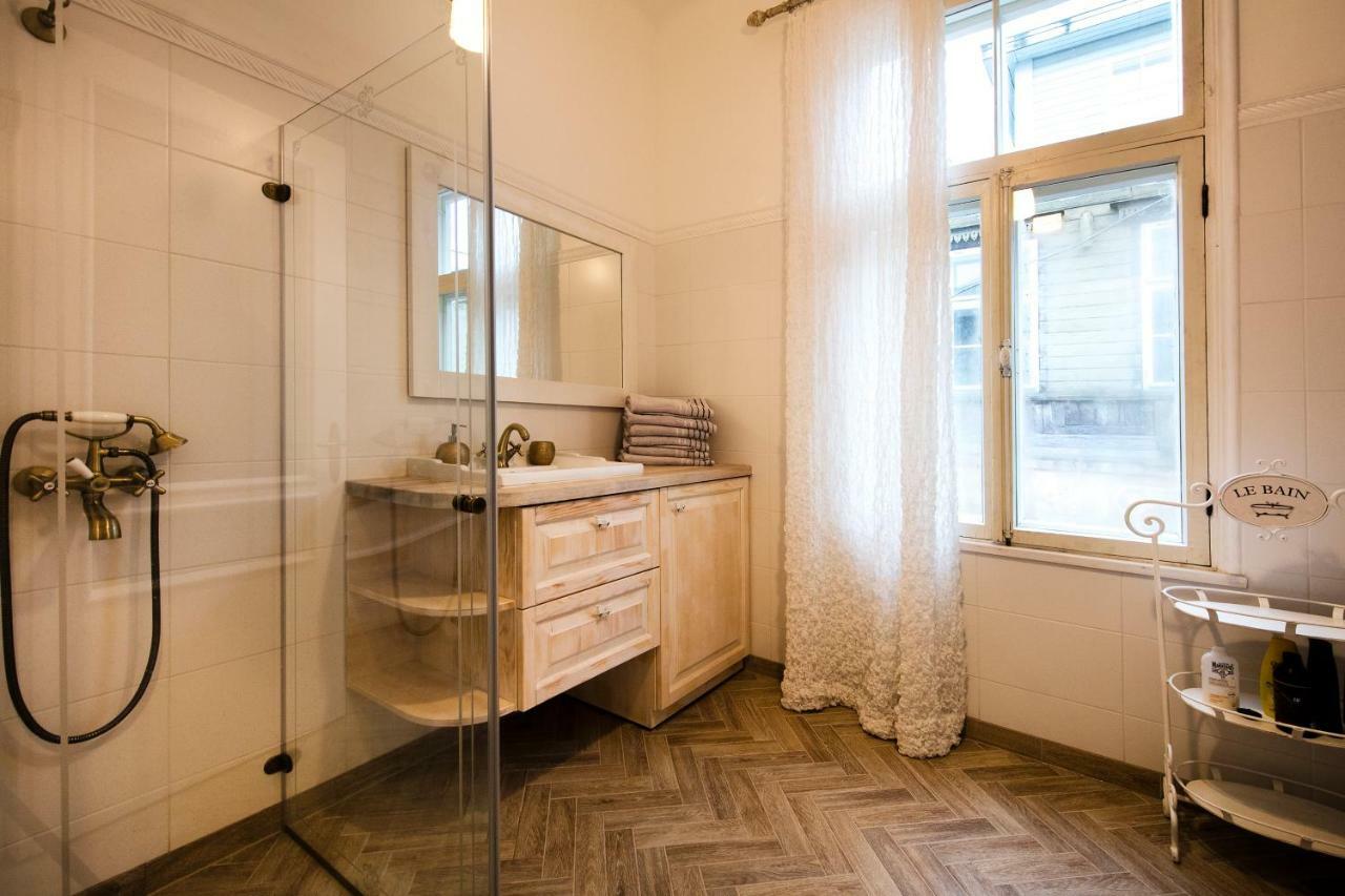 Modern History Apartment ทาลลินน์ ภายนอก รูปภาพ