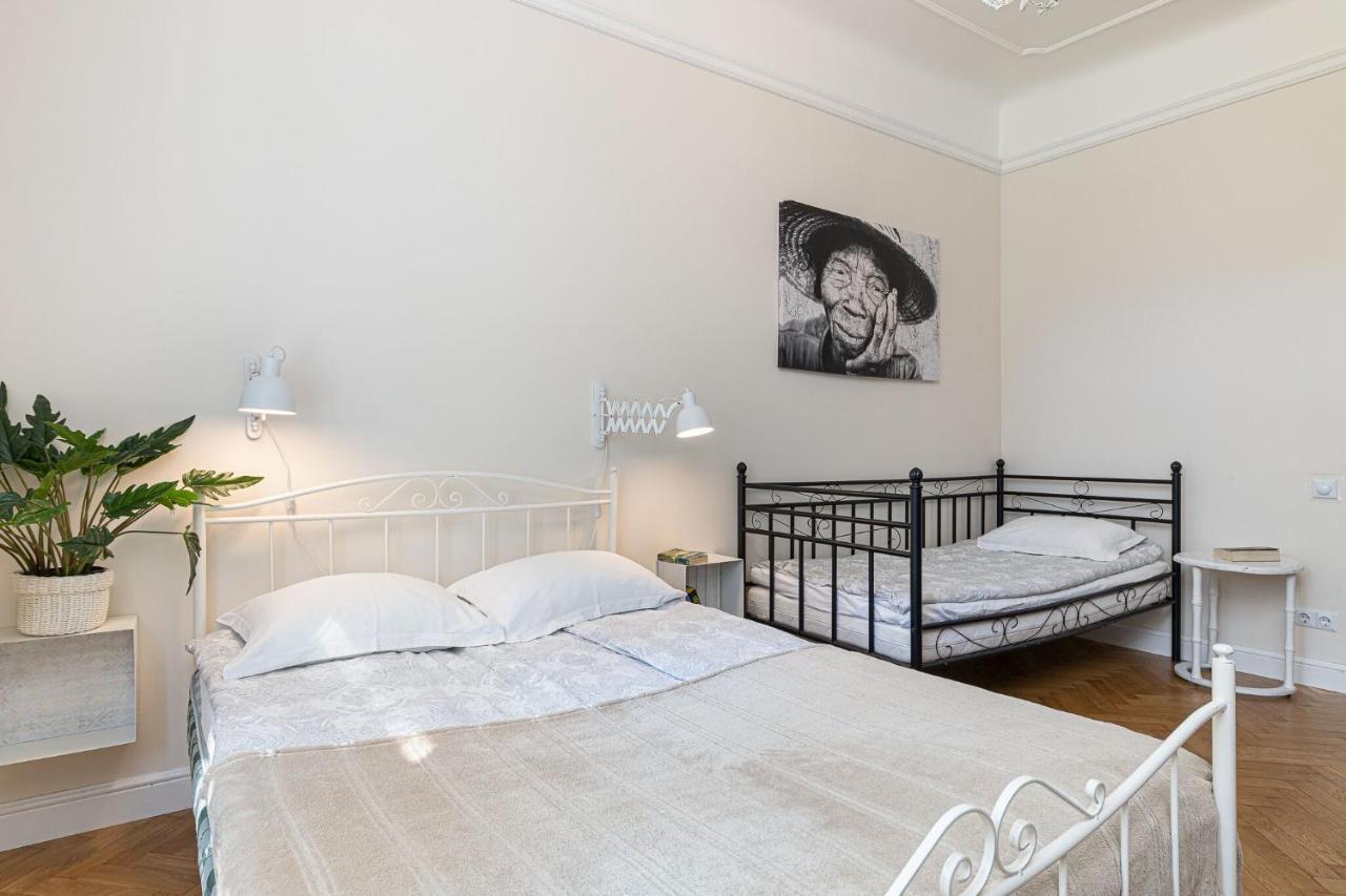 Modern History Apartment ทาลลินน์ ภายนอก รูปภาพ